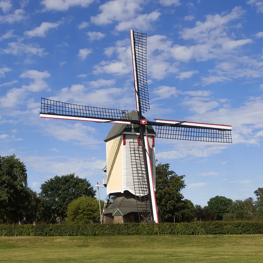 Een standerdmolen bij Baexem: alle rijscholen in Baexem op een rij