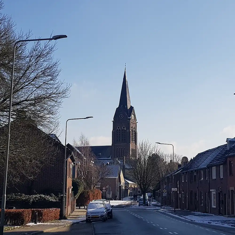 De kerk van Bocholtz, waar je de rijscholen in Bocholtz kunt vergelijken