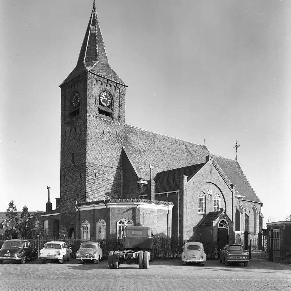 De kerk van Hendrik-Ido-Ambacht: vergelijk de rijscholen in Hendrik-Ido-Ambacht