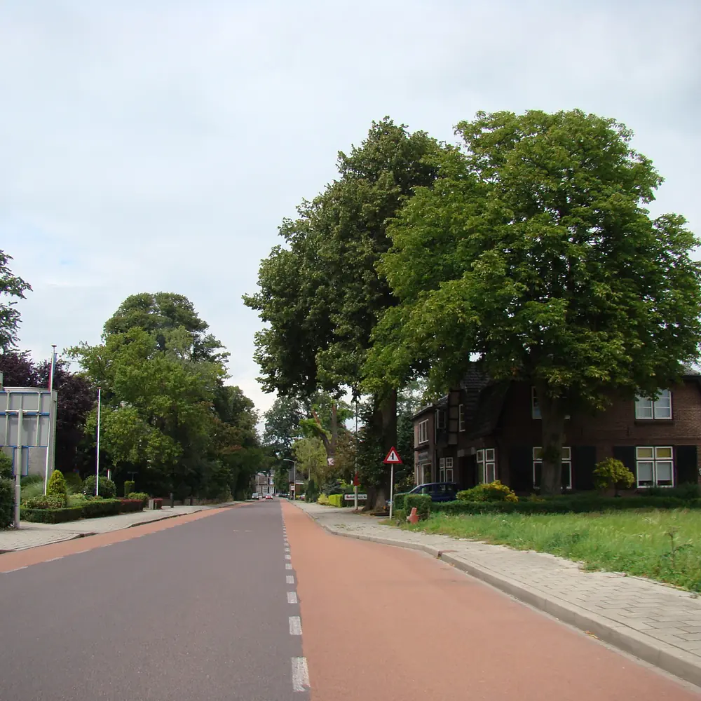 Een straat in Hummelo: rijscholen in Hummelo vergelijken