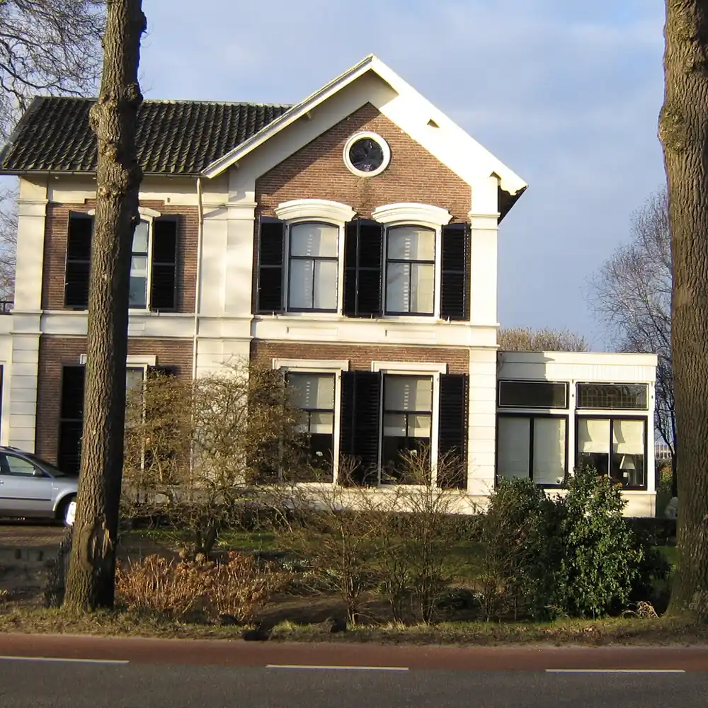 Een herenhuis in Maartensdijk: vergelijk de rijscholen in Maartensdijk
