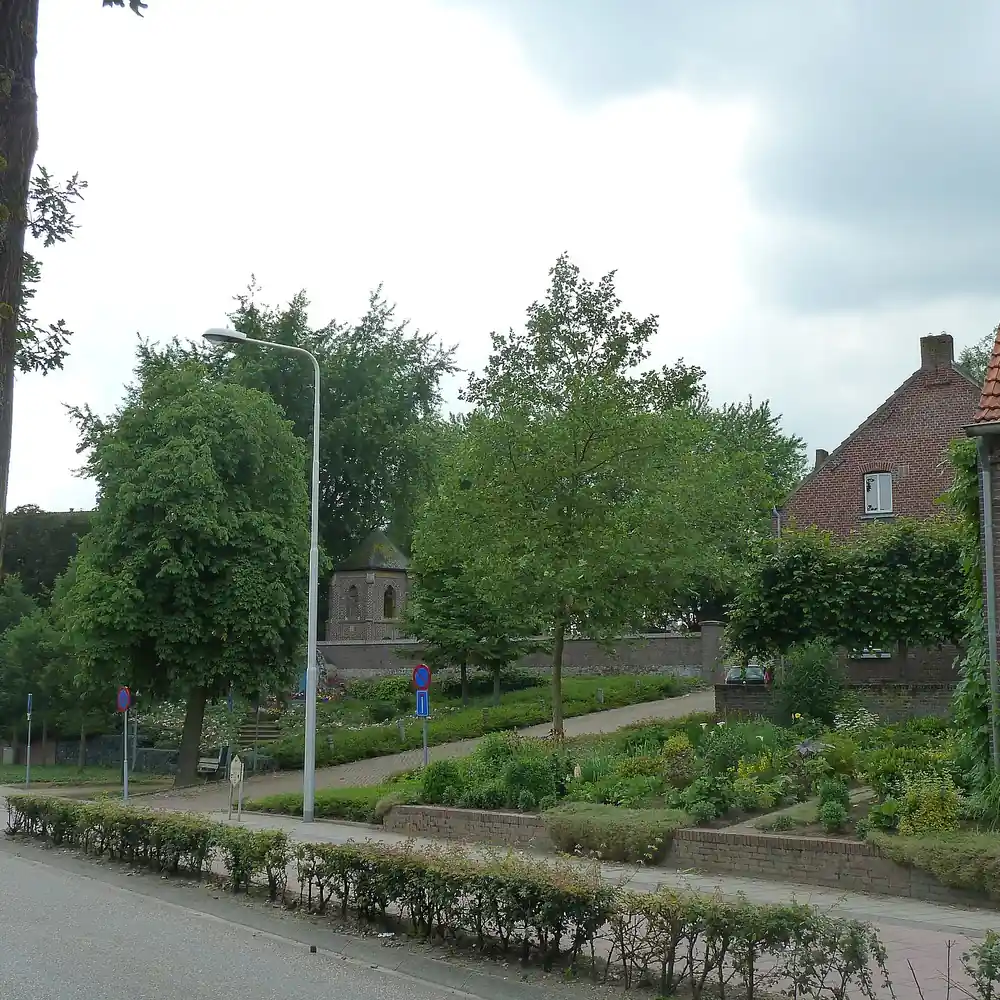 De kerkhofkapel van Melick, waar je de rijscholen in Melick kunt vergelijken