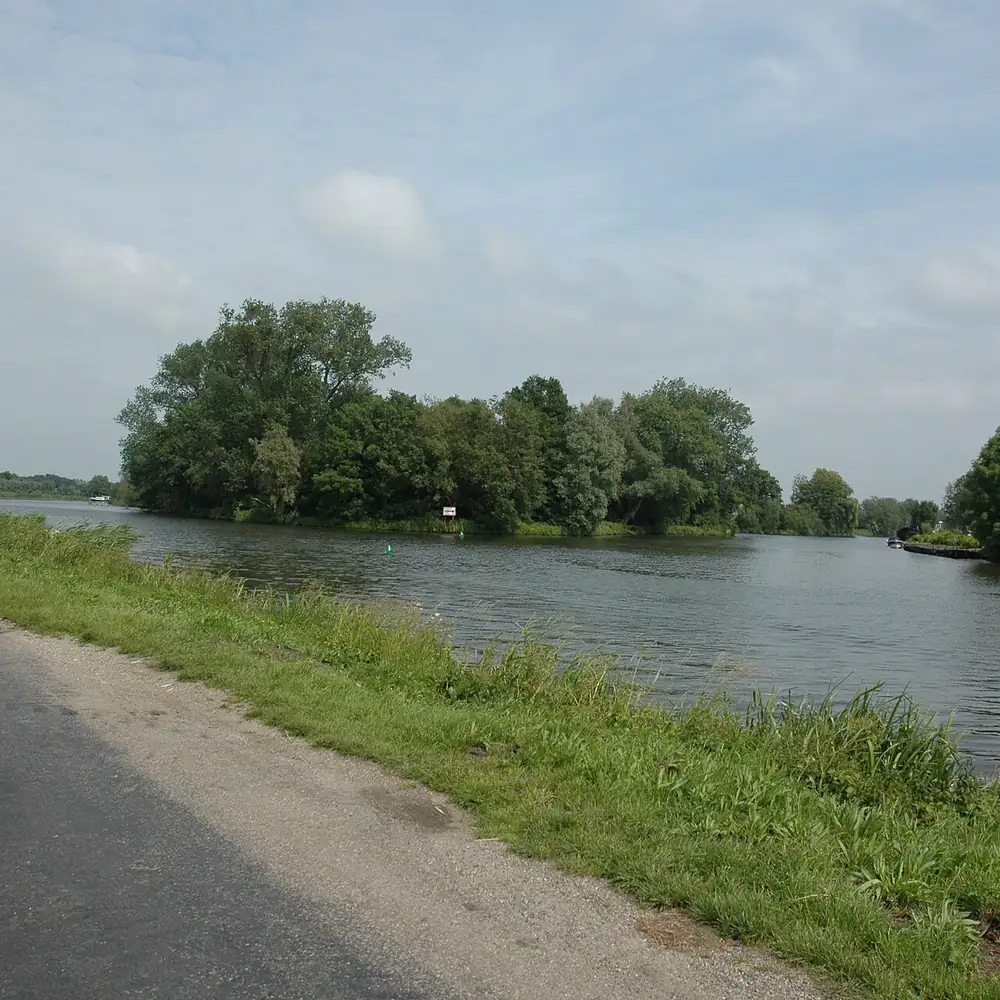Het water bij Nederhorst den Berg: vergelijk de rijscholen in Nederhorst den Berg