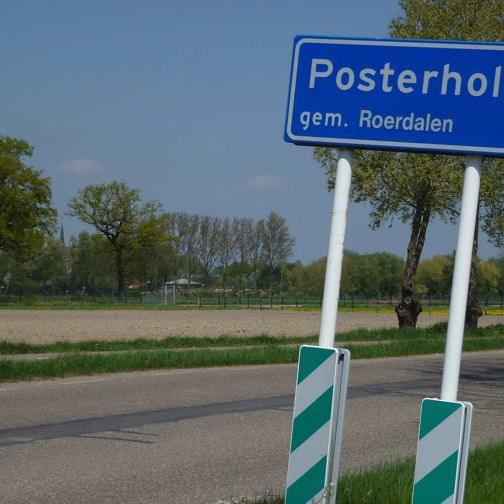 Het plaatsnaambord van Posterholt: rijscholen in Posterholt vergelijken