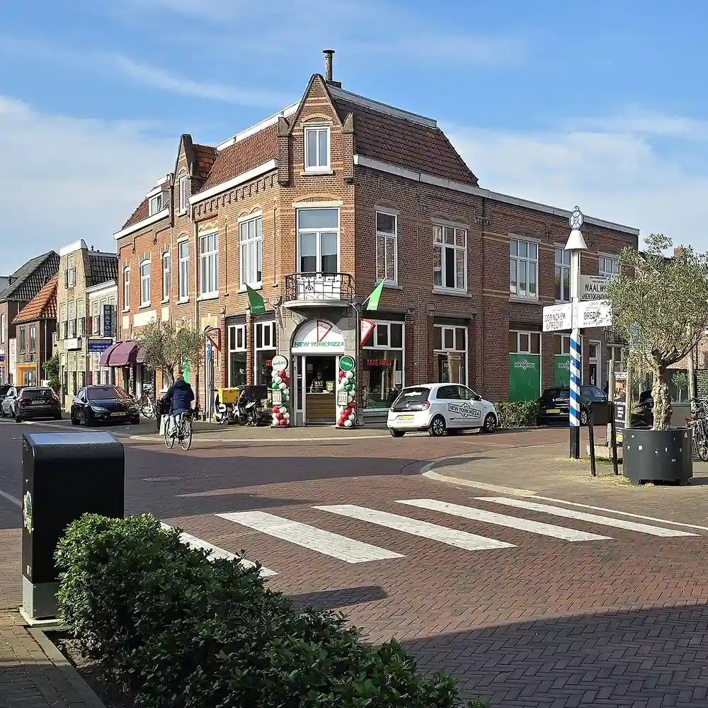 Een straat in Raamsdonksveer: alle rijscholen in Raamsdonksveer op een rij