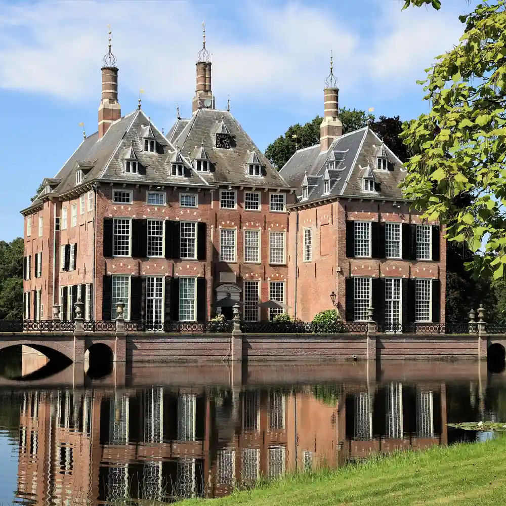 Kasteel Duivenvoorde in Voorschoten: alle rijscholen in Voorschoten op een rij