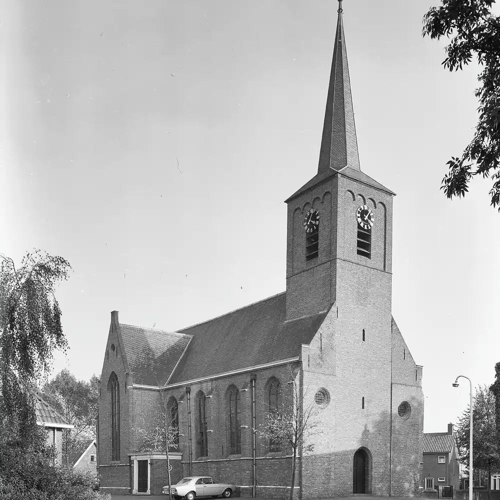 De kerk van Zwammerdam: vergelijk de rijscholen in Zwammerdam